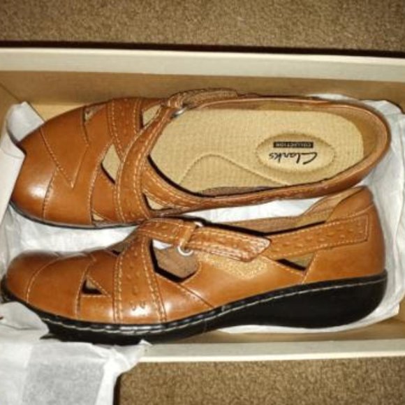 Clarks Shoes - Clarks® Ashland Spin Q Women's Shoes - US Size 6.5 - Leather w/OrthoLite Footbed